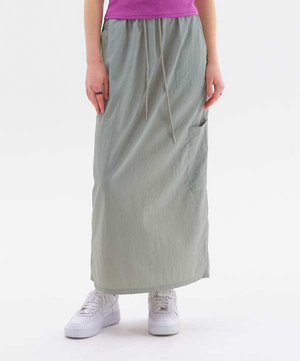 NOI953 nylon maxi skirt (khaki)